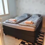 120n Hietala Paritalo, 1-8henkiloen Luxus Majoitus, 3x160cm Jenkkisaengyt Loehoesohvat, Iso Takaterassi, Taeyd Keittioe Kodink, Laatu Sauna, Takka, Tv 75