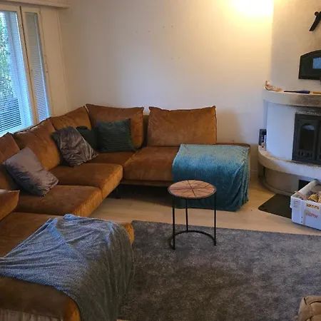 120n Hietala Paritalo, 1-8henkiloen Luxus Majoitus, 3x160cm Jenkkisaengyt Loehoesohvat, Iso Takaterassi, Taeyd Keittioe Kodink, Laatu Sauna, Takka, Tv 75