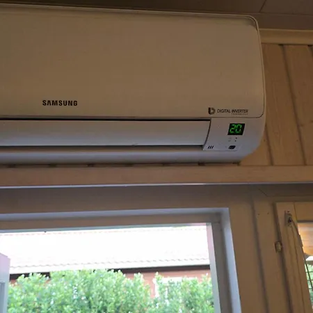 120n Hietala Paritalo, 1-8henkiloen Luxus Majoitus, 3x160cm Jenkkisaengyt Loehoesohvat, Iso Takaterassi, Taeyd Keittioe Kodink, Laatu Sauna, Takka, Tv 75