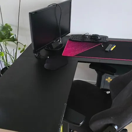 120n Hietala Paritalo, 1-8henkiloen Luxus Majoitus, 3x160cm Jenkkisaengyt Loehoesohvat, Iso Takaterassi, Taeyd Keittioe Kodink, Laatu Sauna, Takka, Tv 75